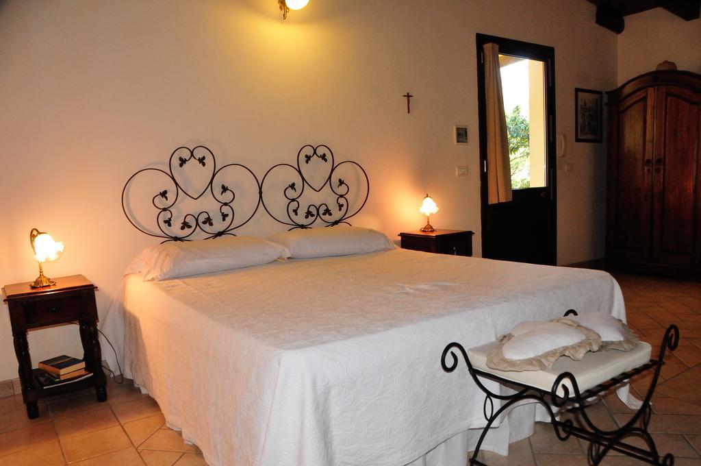 Alba Bed & Breakfast Мелендуньо Экстерьер фото